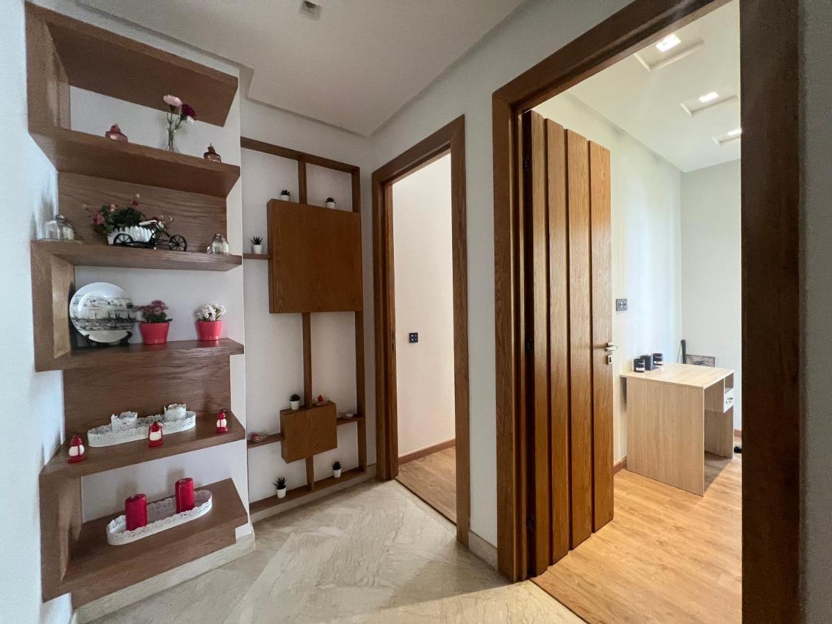 Luxury Apart 2 Ch -Casa Finance City Casablanca Exteriör bild