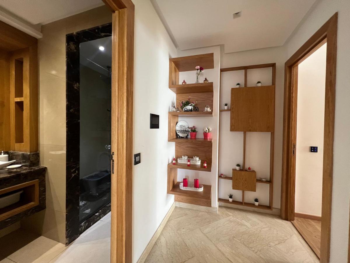 Luxury Apart 2 Ch -Casa Finance City Casablanca Exteriör bild