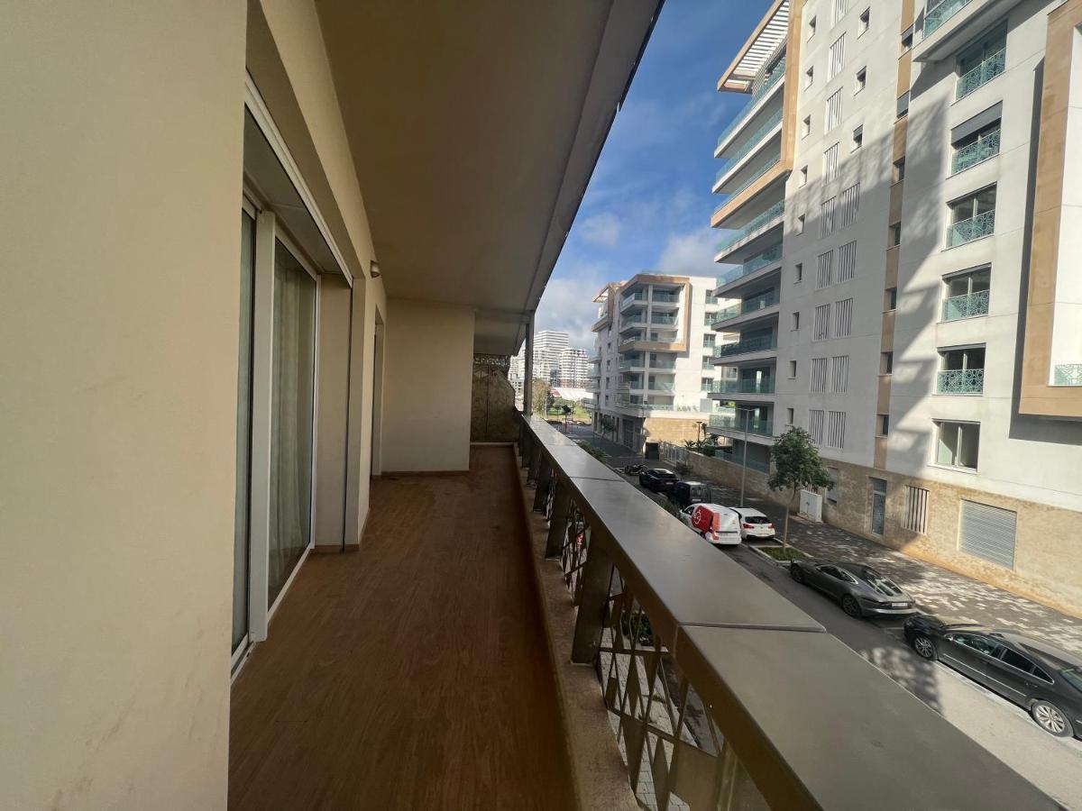 Luxury Apart 2 Ch -Casa Finance City Casablanca Exteriör bild